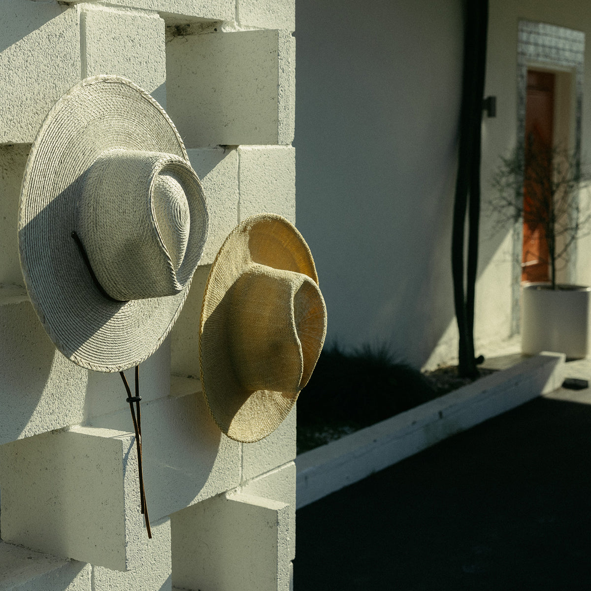 麦わら帽子の歴史とガイド