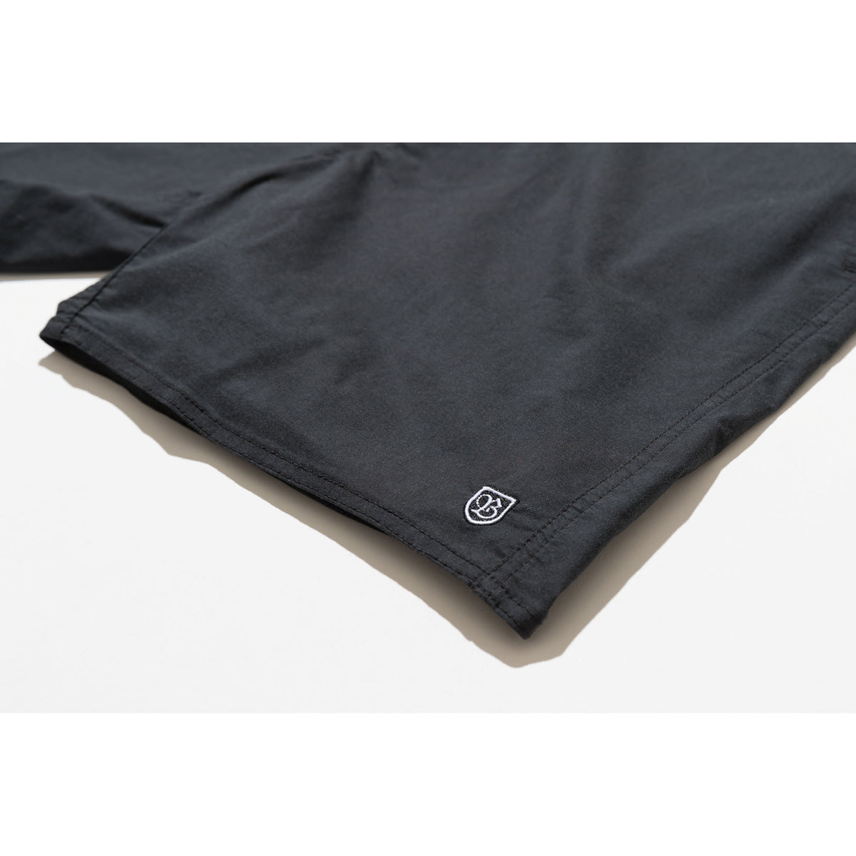 B-SHIELD TRUNK - BLACK