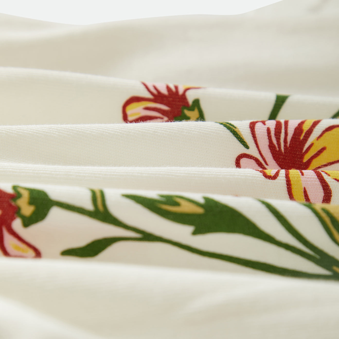 BOTANICAL ACE OVERSIZED BF TEE-OFF WHITE