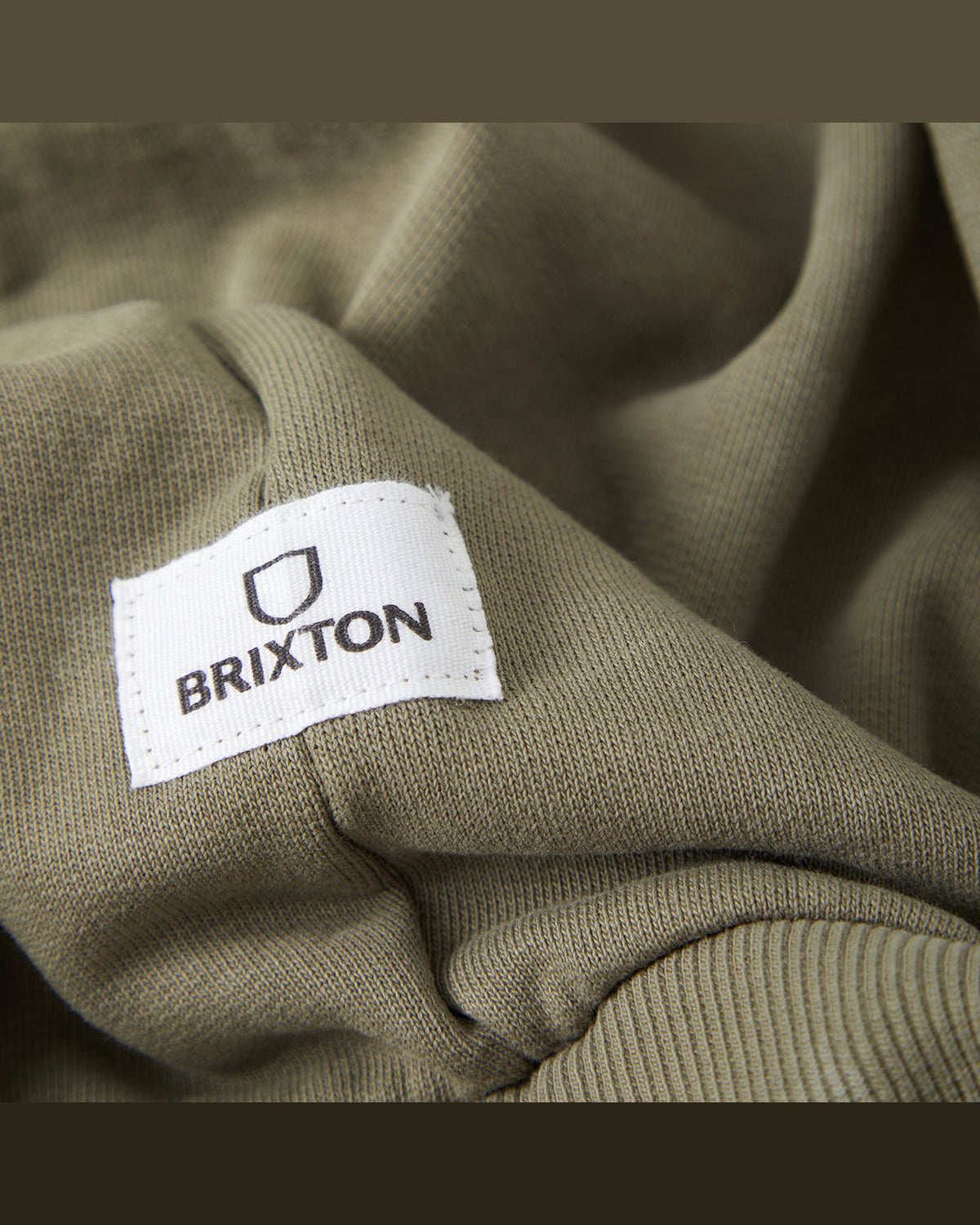 BRIXTON BASELINE CREW FLEECE - OLIVE SURPLUS VINTAGE WASH