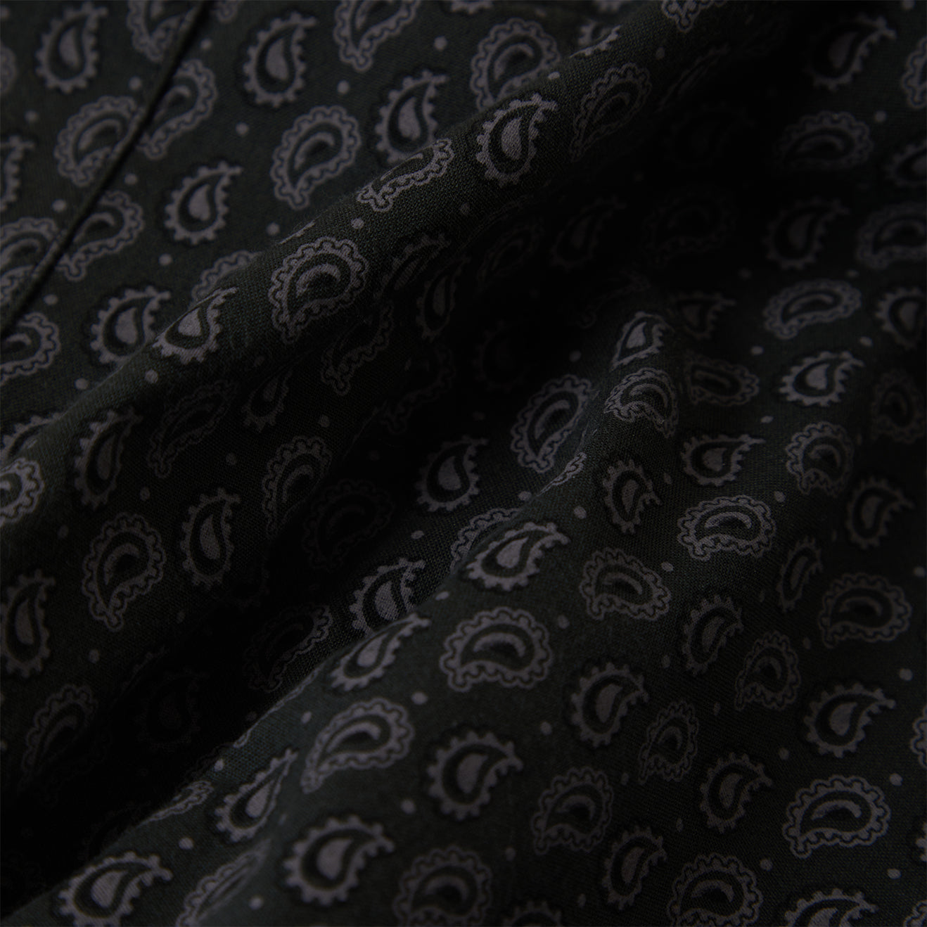 CHARTER PRINT S/S WVN - WASHED BLACK/PAISLEY