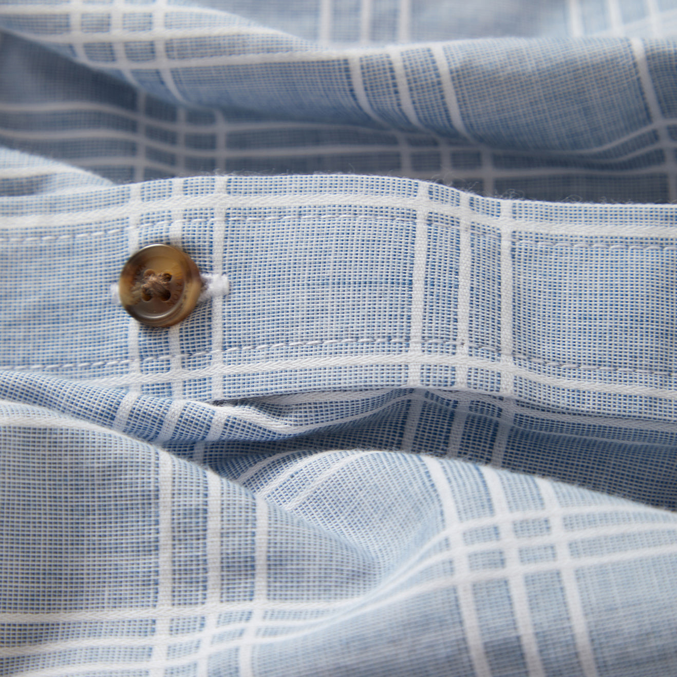 CRU OXFORD PLAID S/S WVN-LIGHT BLUE/WHITE PLAID