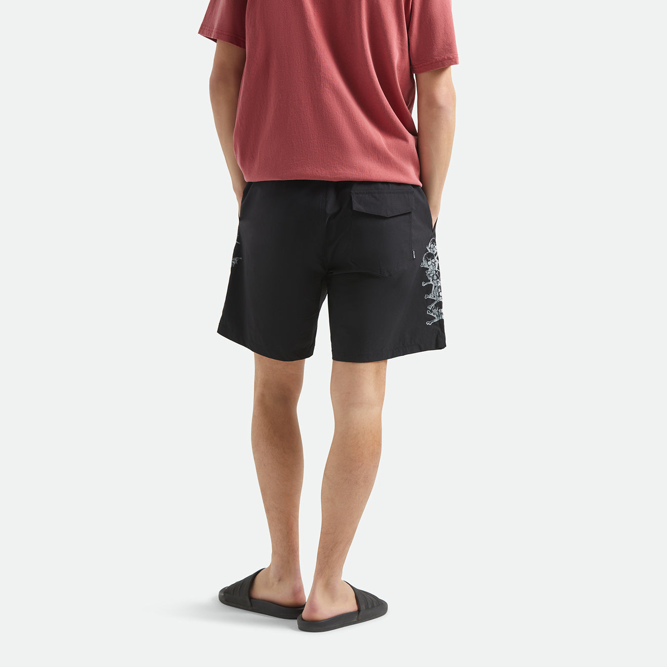 EVERYDAY HYBRID SHORT 7" - BLACK/WHITE