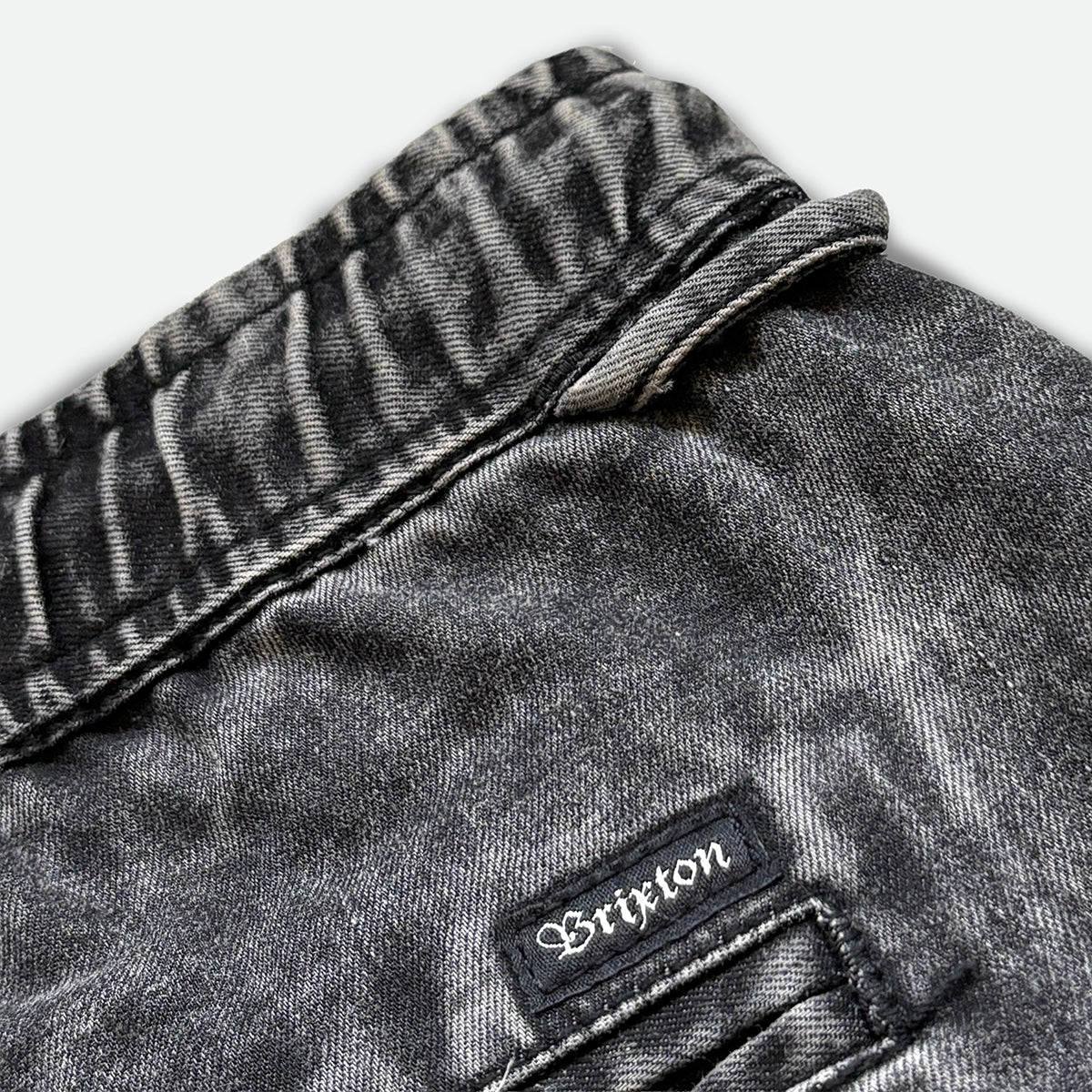 MADRID II HEMMED SHORT - BLACK ACID WASH