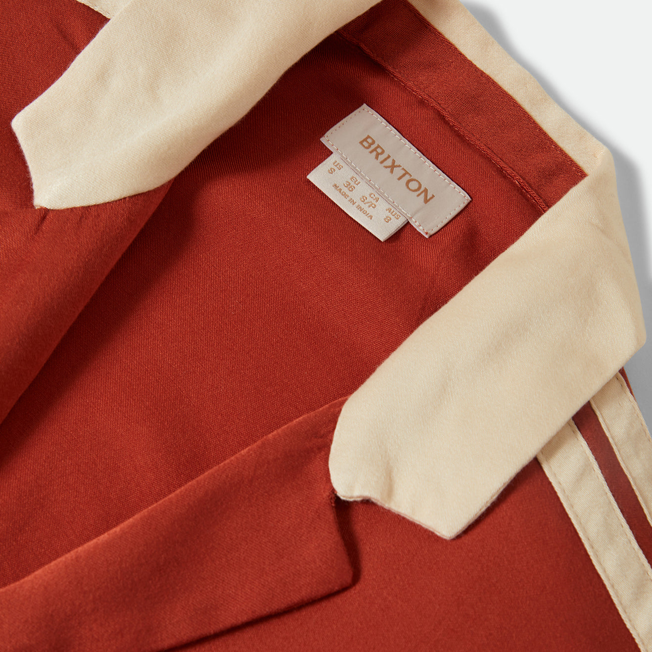 SILKY S/S BOWLING BUTTON DOWN-BURNT BRICK