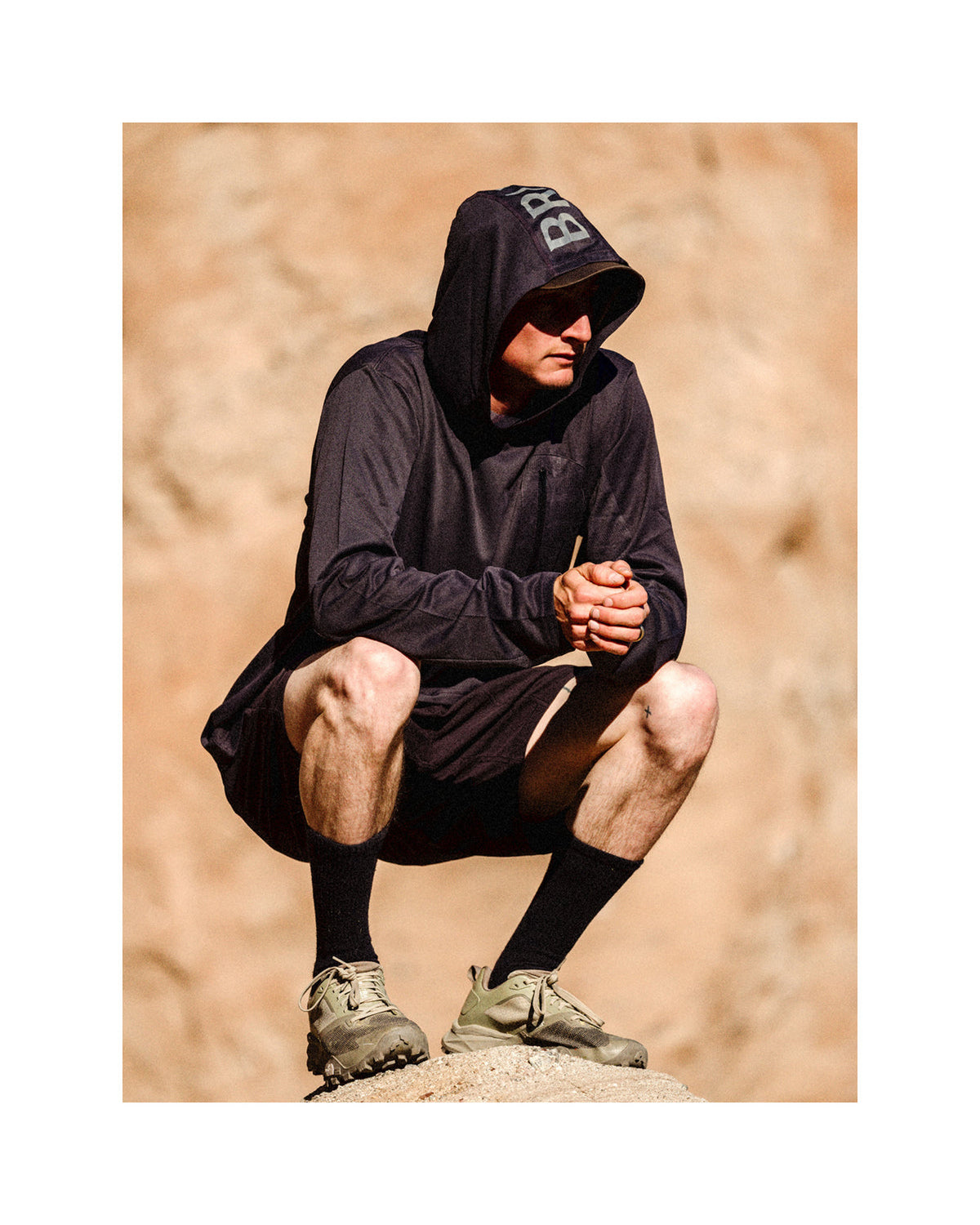 JOURNEY L/S SUN HOODIE - BLACK