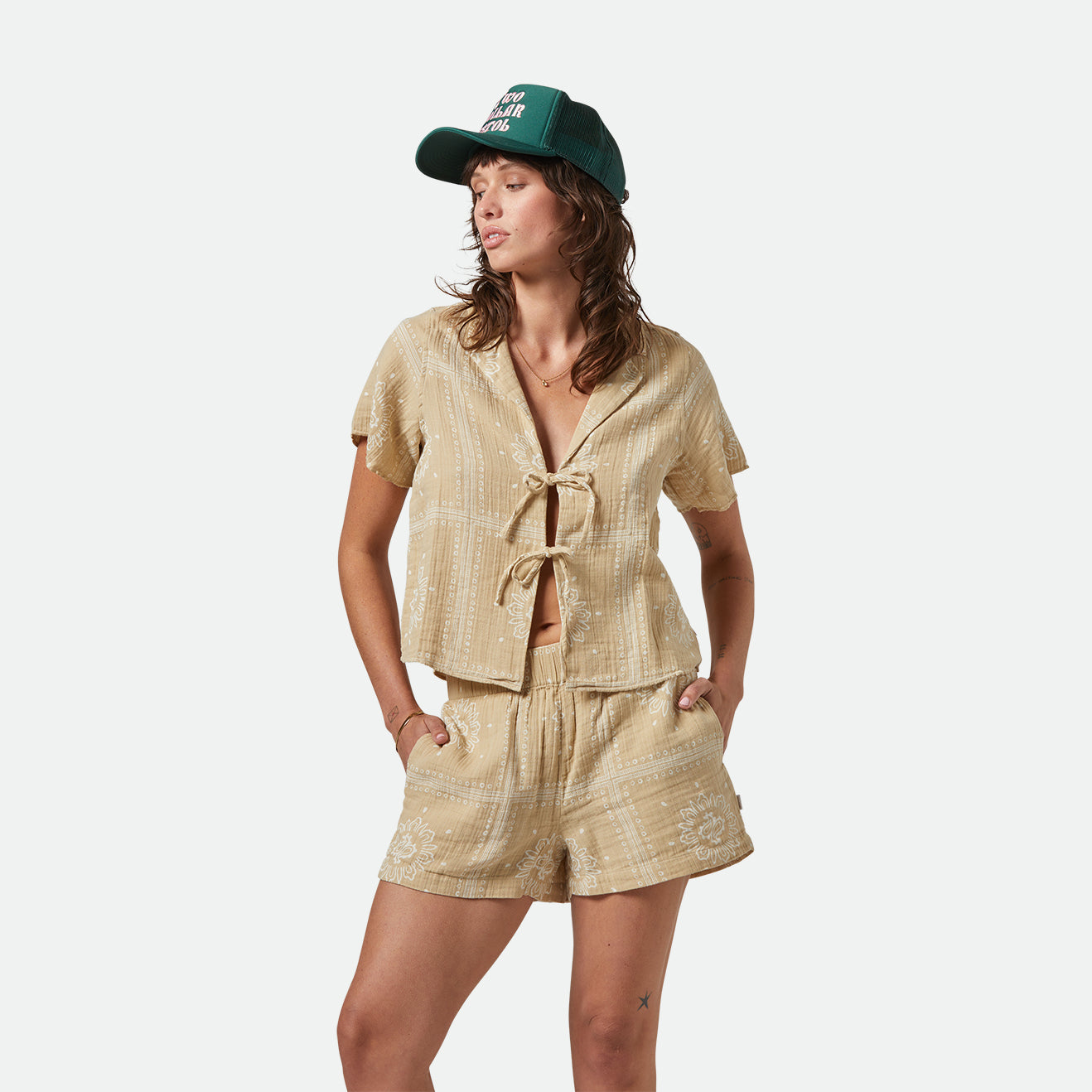 WANDERING TIE TOP-PALE KHAKI BANDANA