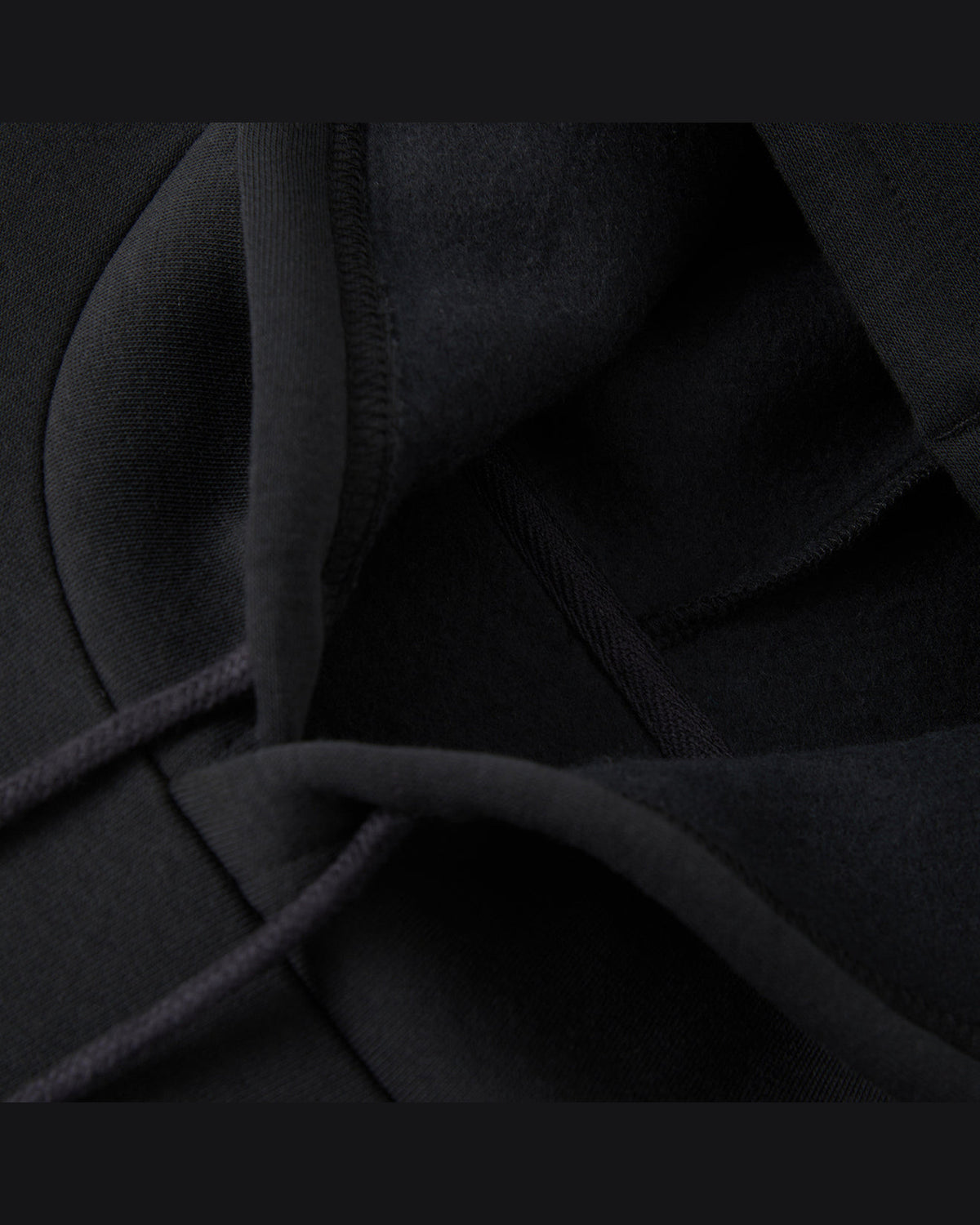 BLAZING HOOD - BLACK