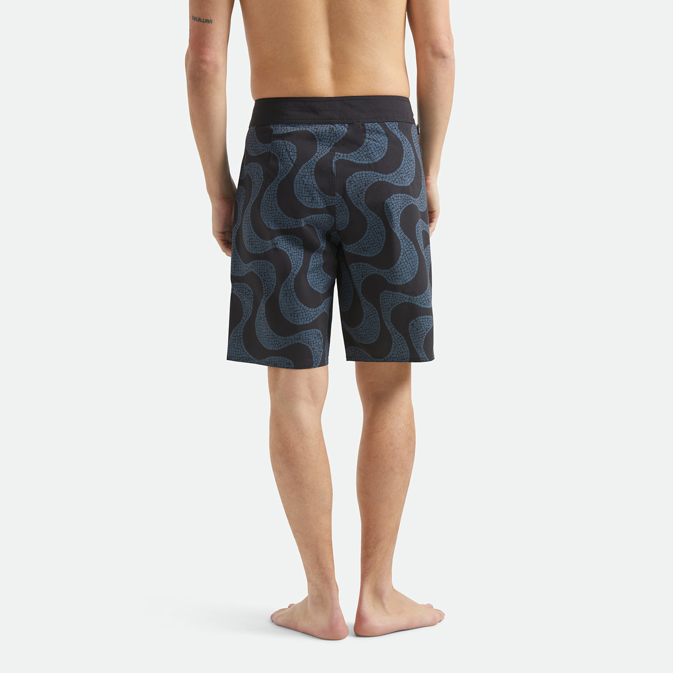 BLITZ BOARDSHORT 19" - BLACK/FUTURE GREY WARPED TILE