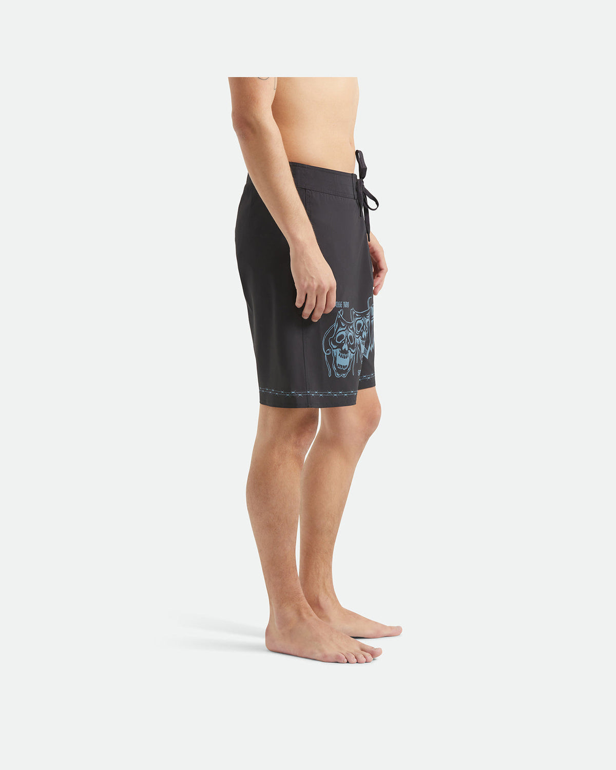 BLITZ BOARDSHORT 21" - BLACK MASKS
