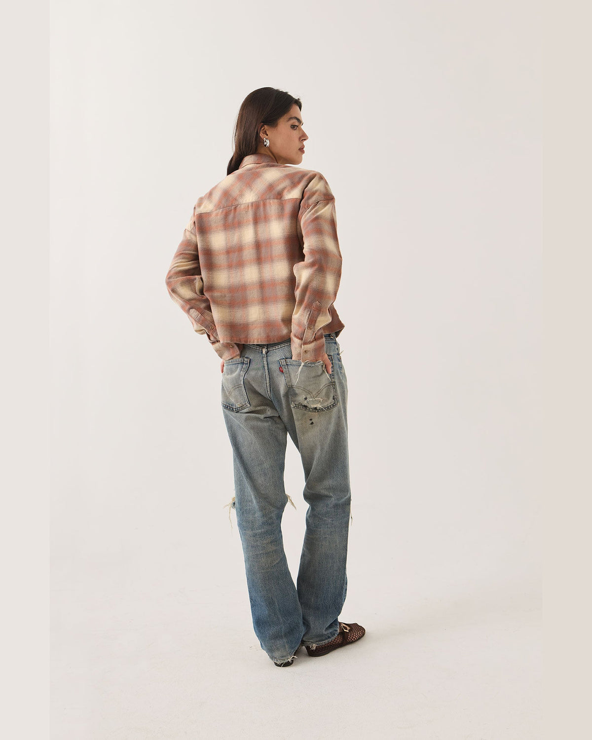 BOWERY CROP W L/S OVERSHIRT - SOFT TAN WINDOW PLAID