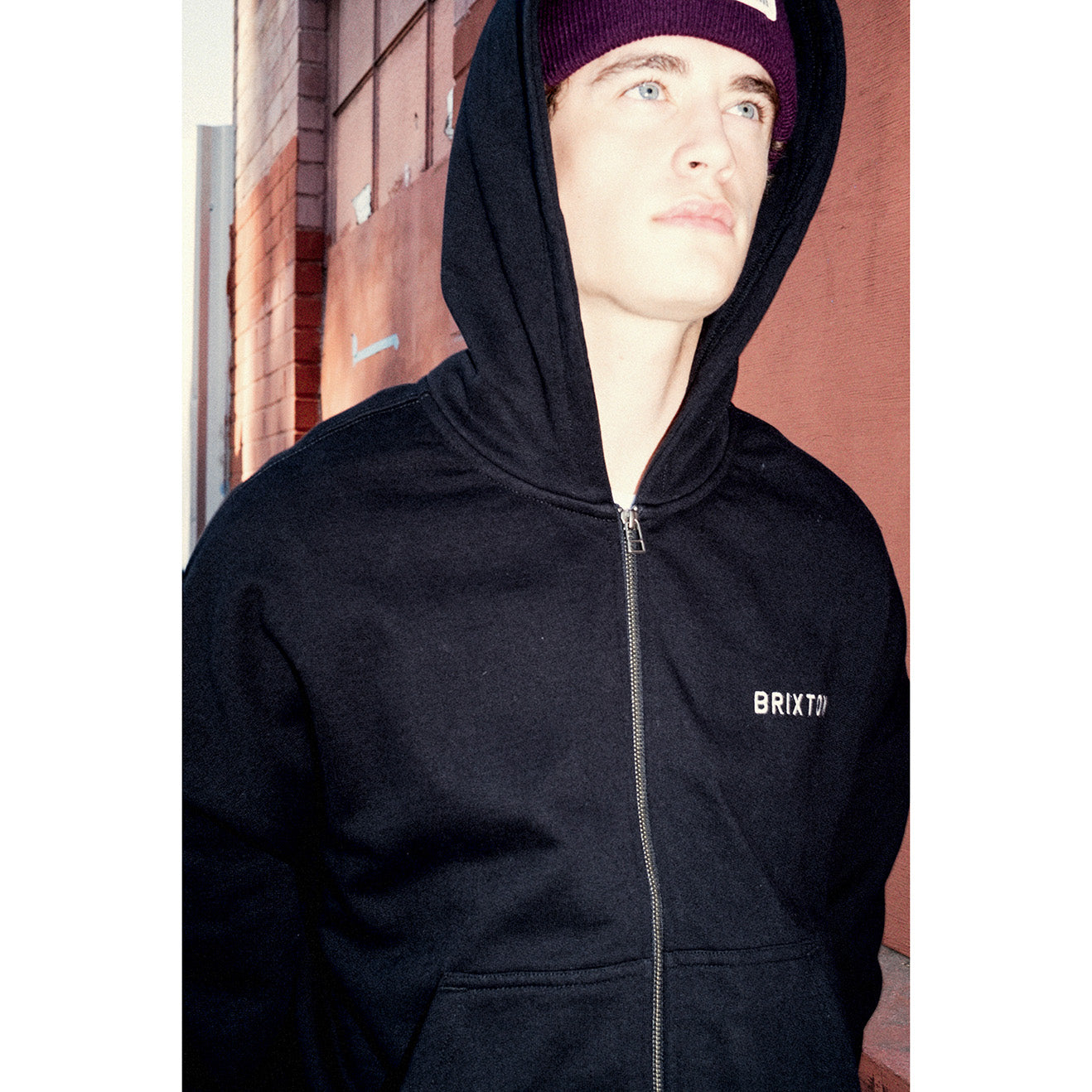 EMBROIDERED HW FZ - BLACK