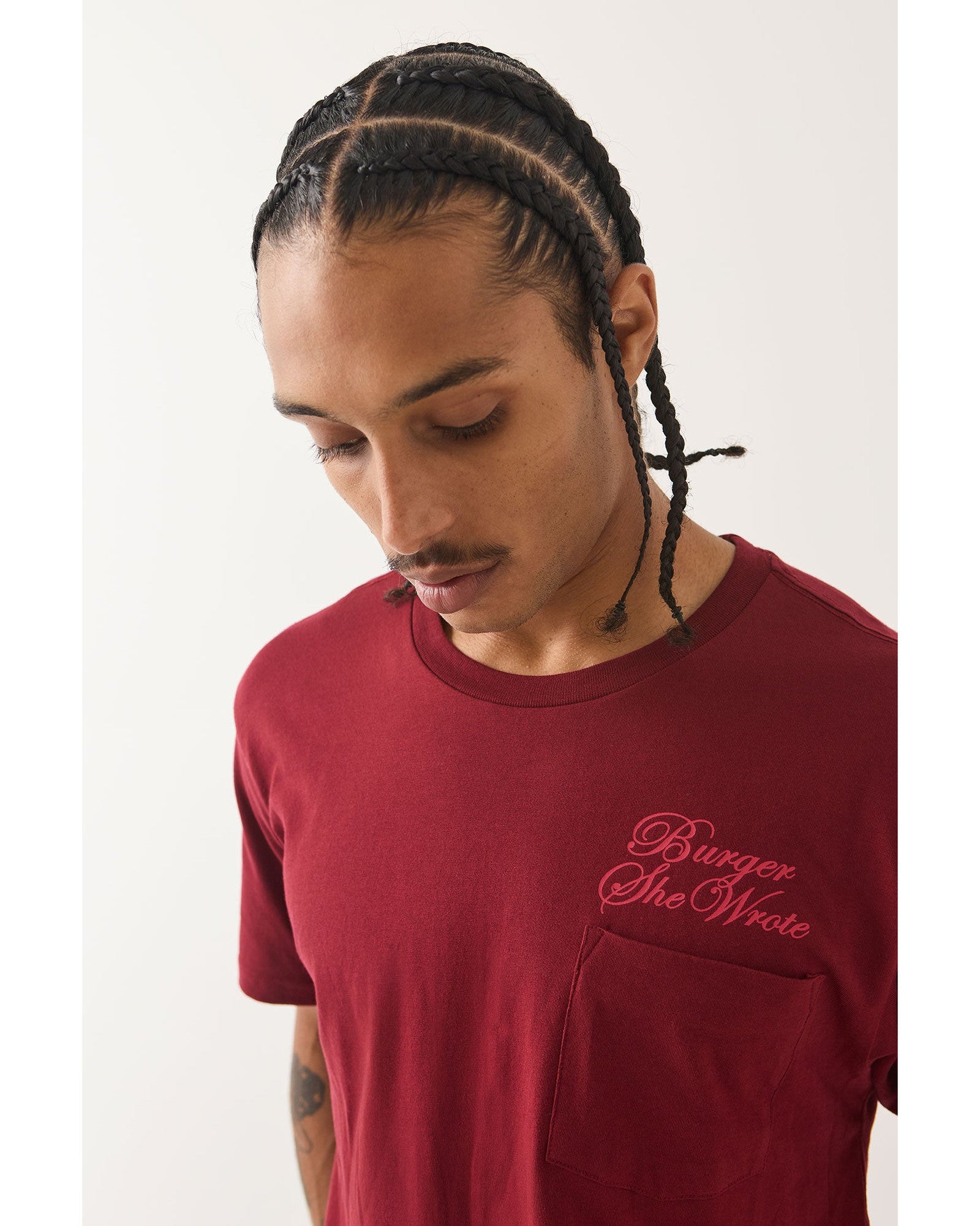 BURGER SHE WROTE POCKET TEE - BURGUNDY