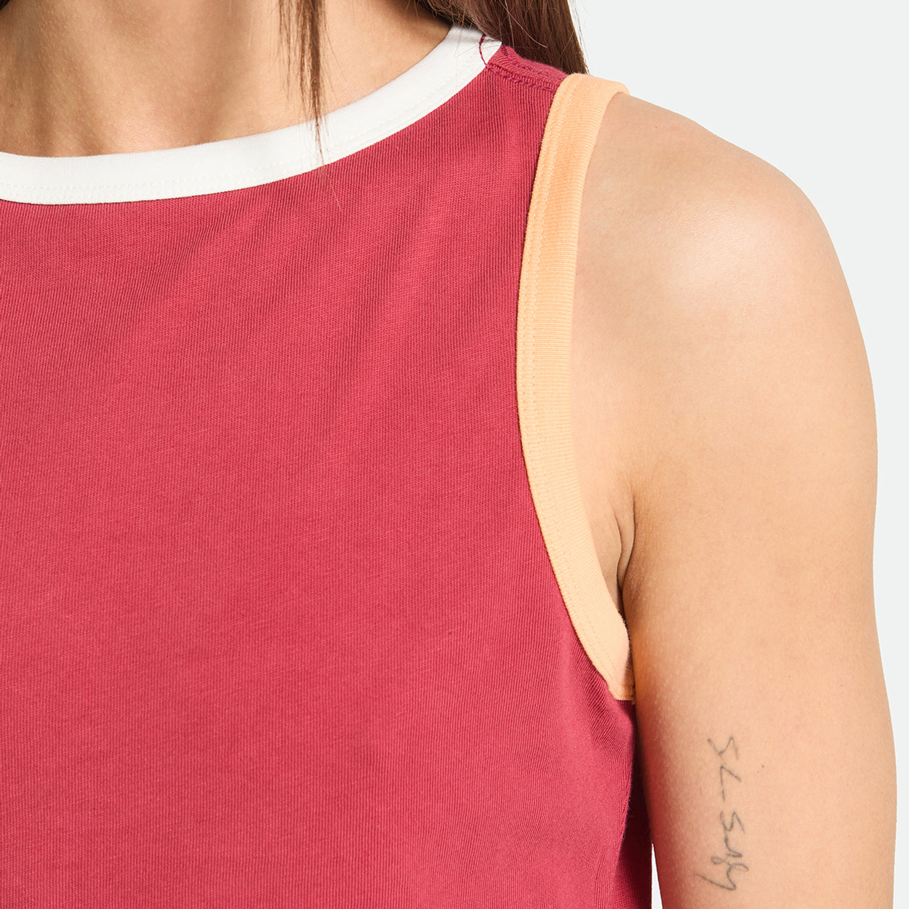 CAREFREE ORGANIC GD CROPPED TANK - ROBUST RED