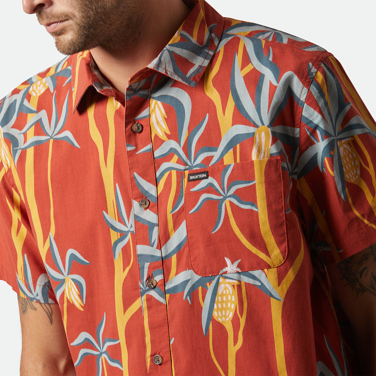 CHARTER PRINT S/S WVN-DARK RED SCENIC TRIP