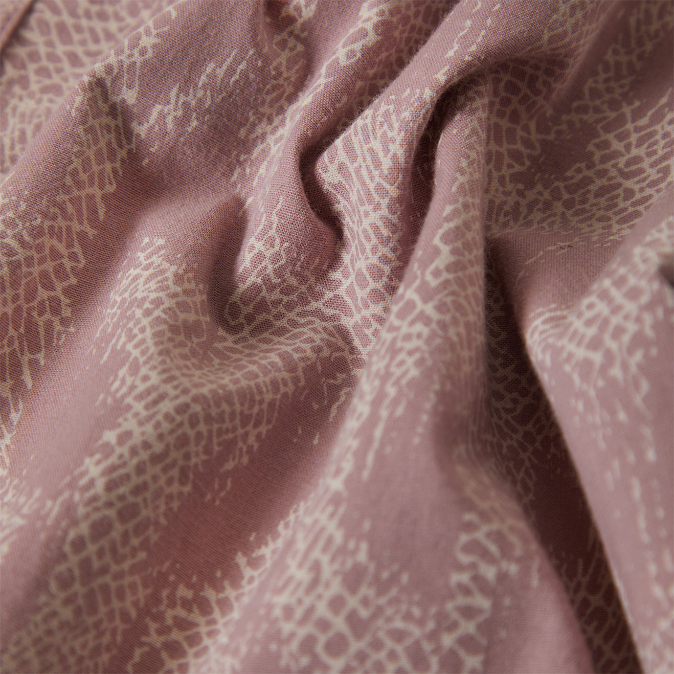 CHARTER PRINT S/S WVN - DARK PINK/SILVER CRACKLE PAINT