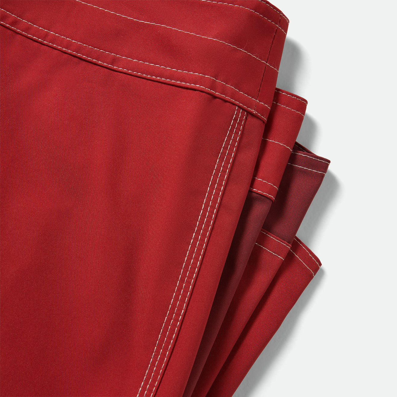 CLASSIC TRUNK 17" - ADRENALINE RUSH/ROBUST RED