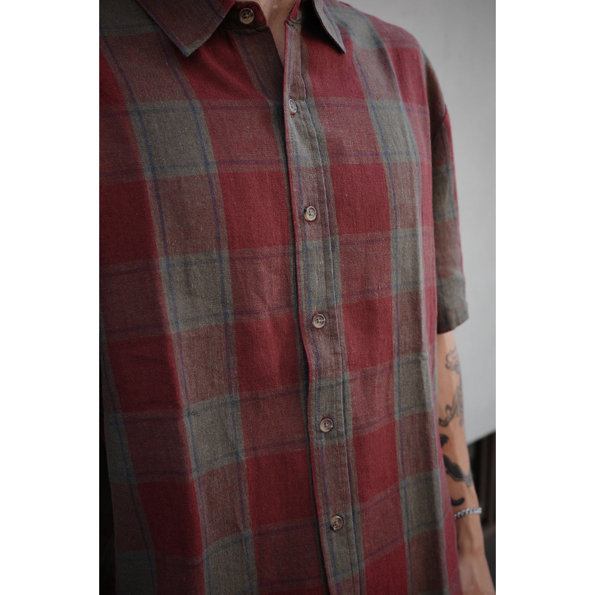 CRU LINEN BLEND S/S WVN - OLIVE SURPLUS/PORT