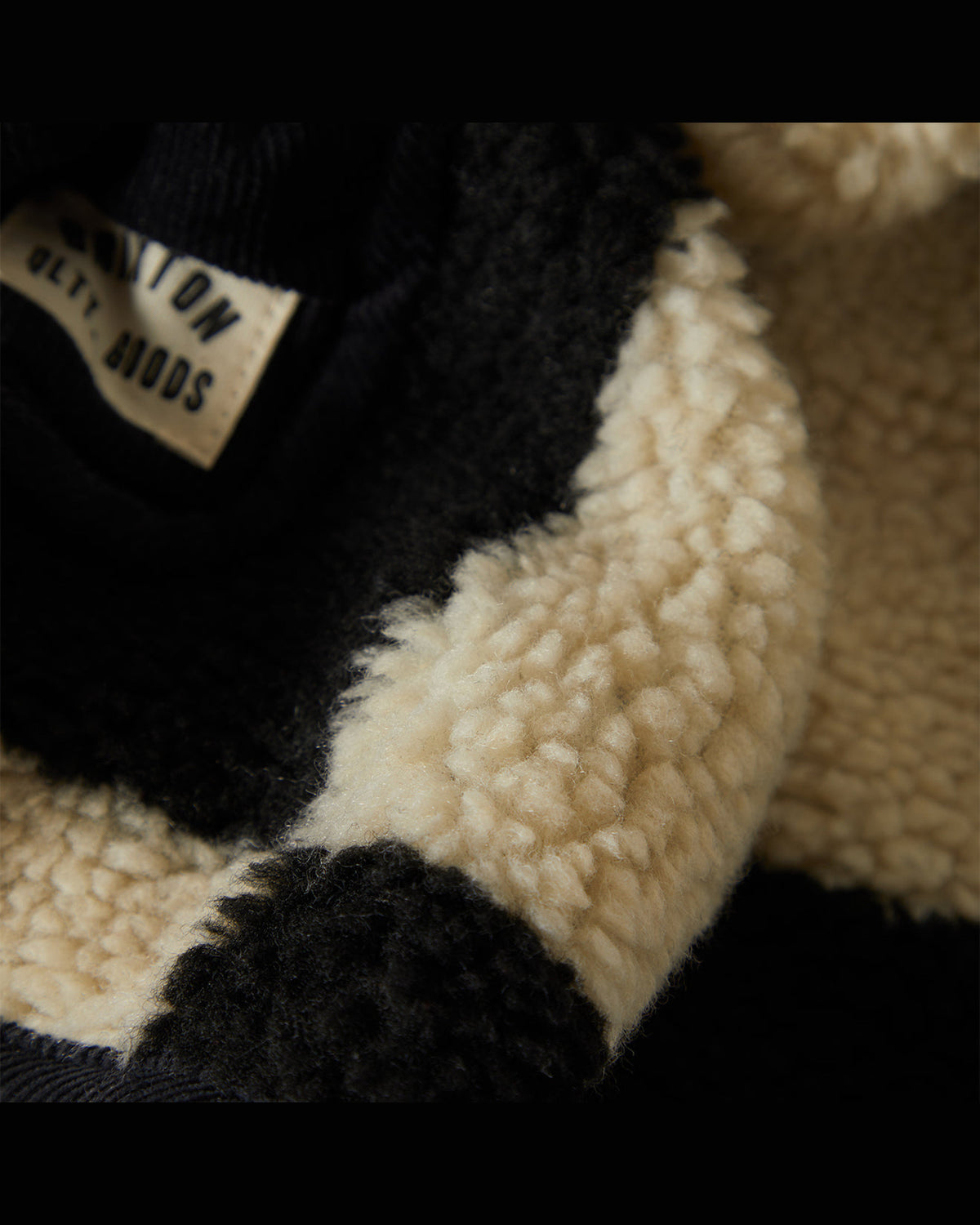 DELILAH SHERPA JACKET - BLACK/NATURAL FINISH LINE CHEC