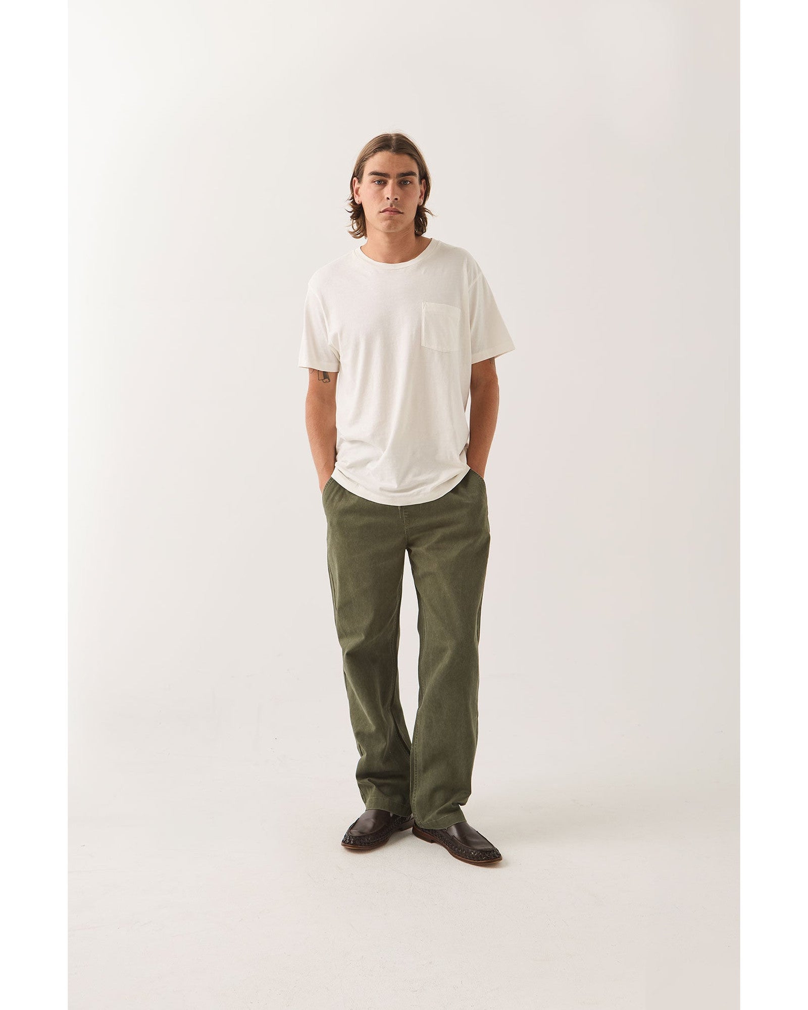 EVERYDAY E-WAIST PANT - DARK OLIVE