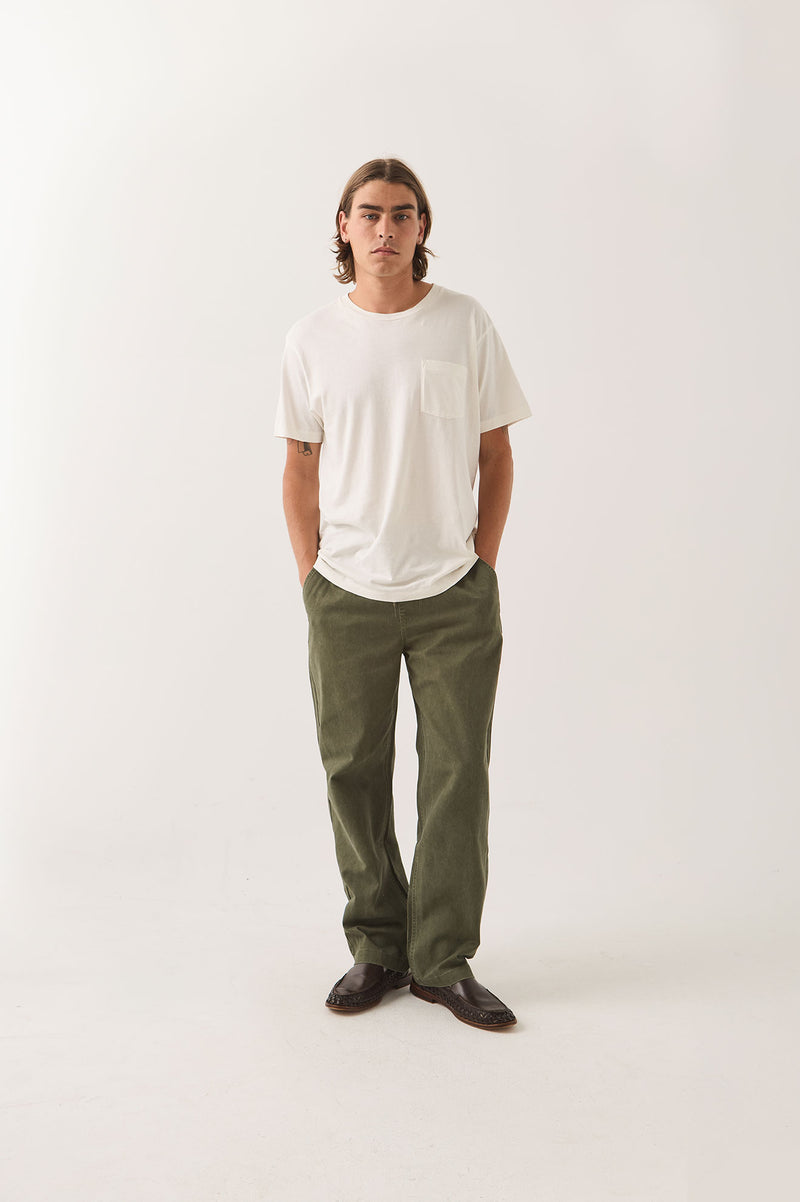 EVERYDAY E-WAIST PANT - DARK OLIVE