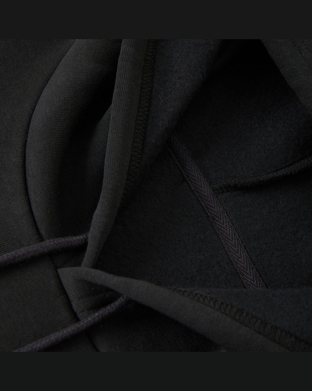 EWING HOOD - BLACK