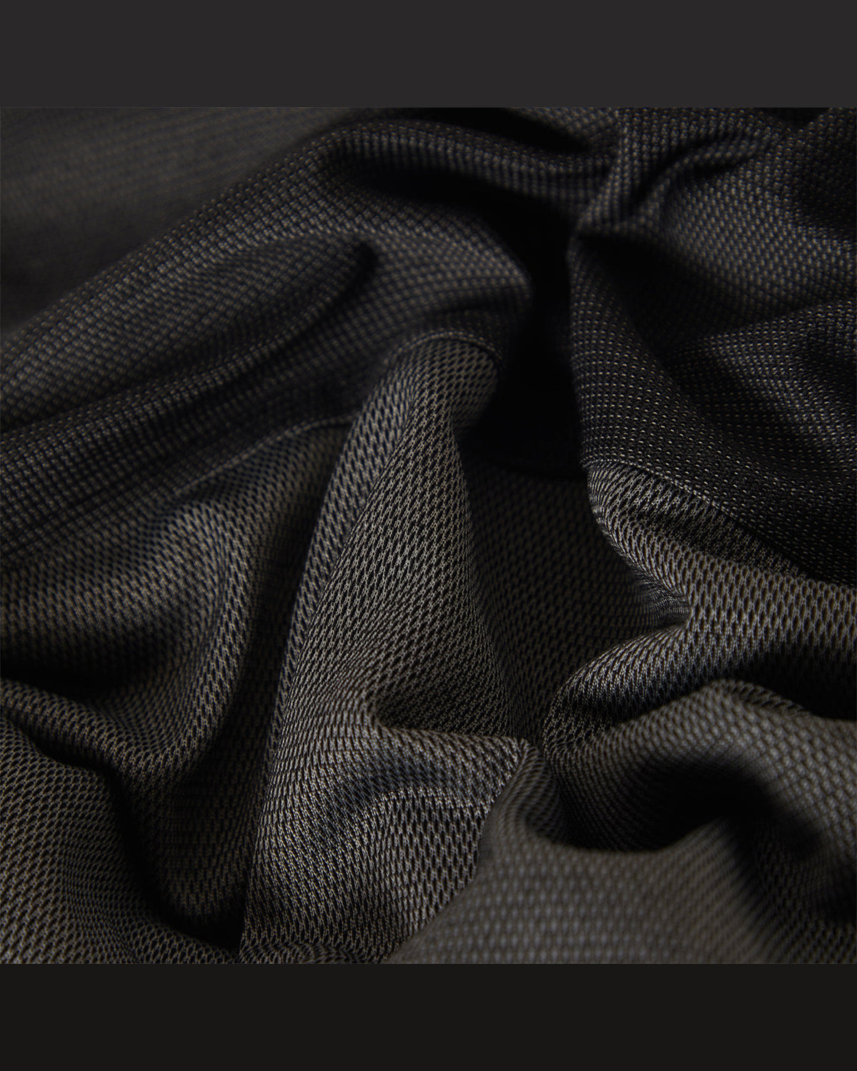 JOURNEY S/S HENLEY - BLACK
