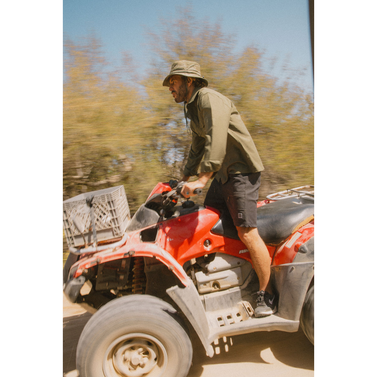 JOURNEY LW L/S WVN - DARK OLIVE