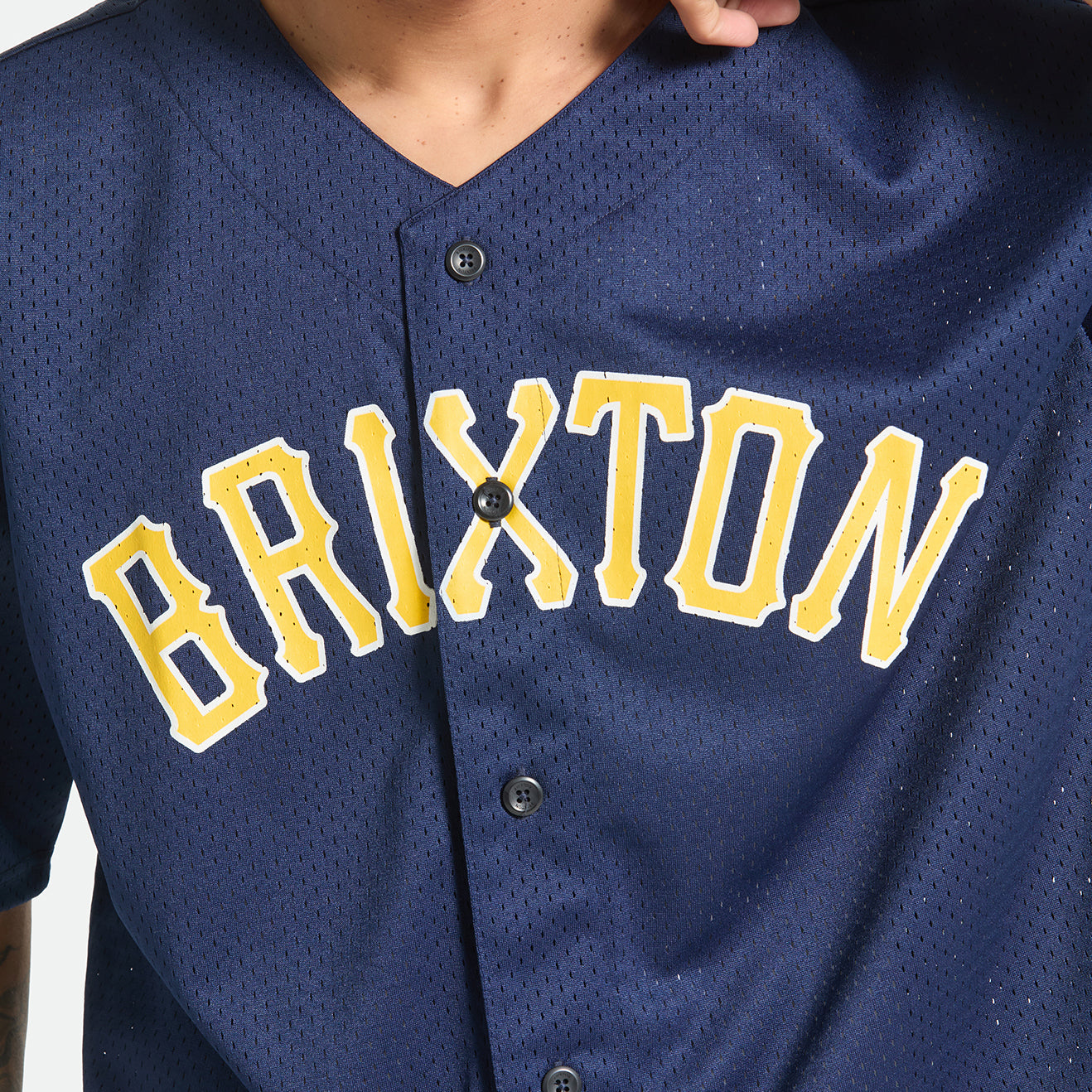 THE BRIXTON MESH BASEBALL JERSEY - WASHED NAVY