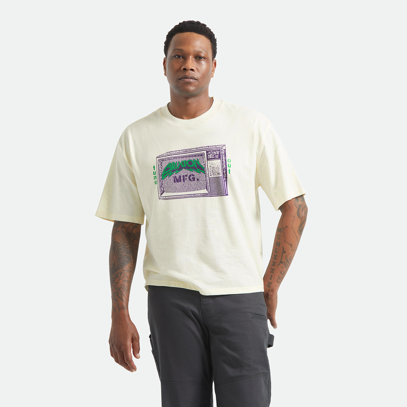 TUNE OUT S/S CROPPED TEE - CREAM