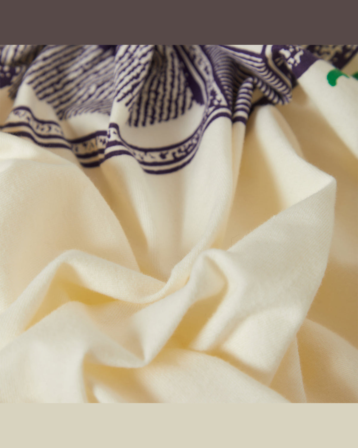 TUNE OUT S/S CROPPED TEE - CREAM