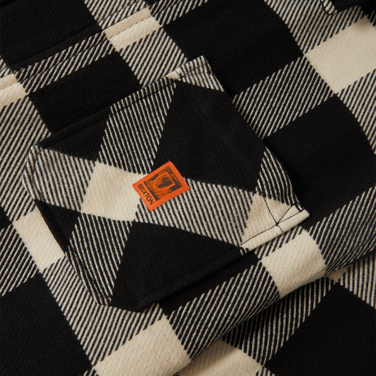UNION ZIP FLANNEL - OFF WHITE/BLACK