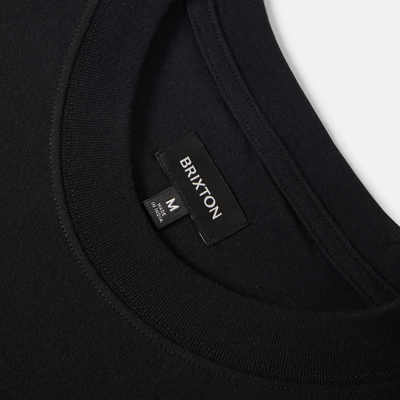 WILSHRE S/S BOXED CROP - BLACK